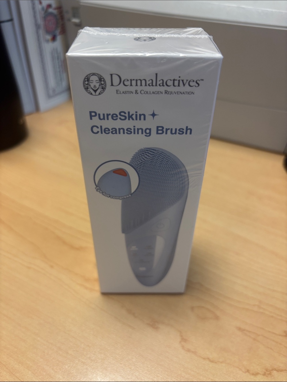 PureSkin Cleansing Brush - Light Blue dermalactives